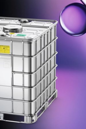 Bestens geeignet für brennbare Flüssigkeiten sowie sensible Gefahrgüter - der Ecobulk SX-D von Schütz. Foto: SCHÜTZ Bestens geeignet für brennbare Flüssigkeiten sowie sensible Gefahrgüter - der Ecobulk SX-D von Schütz. Foto: SCHÜTZ