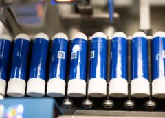 Bluhm Systeme entwickelt zwei neue Sonderanlagen zur Pharma- und Kosmetik-Kennzeichnung (Foto: Bluhm Systeme)
