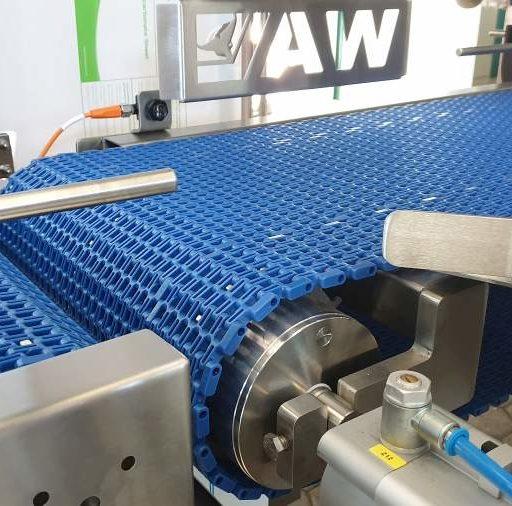 IP66/69plus geschützte Trommelmotoren von Rulmeca können bei Verschmutzung Clean-in-Place (CIP) mit Fettlösern und Hochdruck gereinigt werden