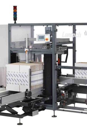 Der neue automatische Kartonaufrichter C-1000 mit Klebebandverschlusssystem. (© Lantech) Der neue automatische Kartonaufrichter C-1000 mit Klebebandverschlusssystem. (© Lantech)