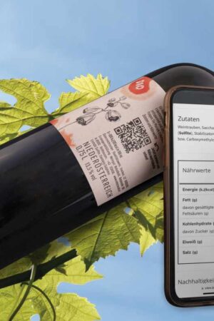 Mit edlen Etiketten und smarten E-Labels von Marzek Etiketten+Packaging und Bottlebooks sind Winzer:innen bestens auf die EU-Nährwertverordnung vorbereitet. (Foto: Marzek)