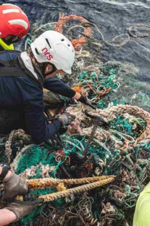 Bis 2040 möchte The Ocean Cleanup 90 Prozent des Meeresmülls einsammeln, der an der Oberfläche schwimmt. (Foto: The Ocean Cleanup) Bis 2040 möchte The Ocean Cleanup 90 Prozent des Meeresmülls einsammeln, der an der Oberfläche schwimmt. (Foto: The Ocean Cleanup)