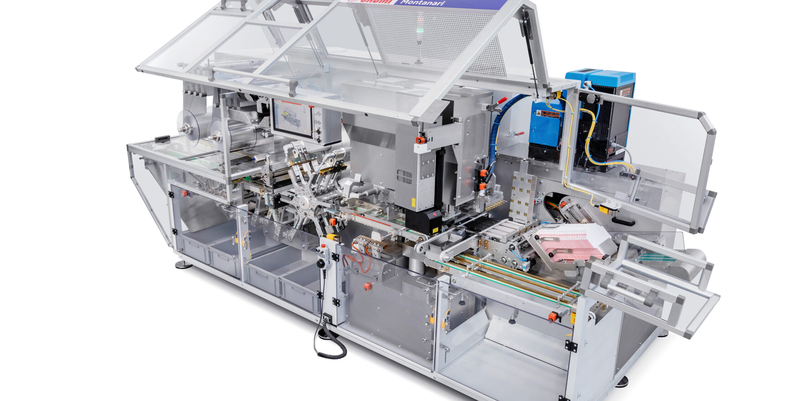 Die Einschlagmaschine HTB kann jetzt auch Schokoladentafeln mit hervorstehenden Zutaten wie ganzen Haselnüssen verpacken. (© SACMI Packaging & Chocolate). Die Einschlagmaschine HTB kann jetzt auch Schokoladentafeln mit hervorstehenden Zutaten wie ganzen Haselnüssen verpacken. (© SACMI Packaging & Chocolate).